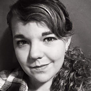 Meet your Posher, Annie